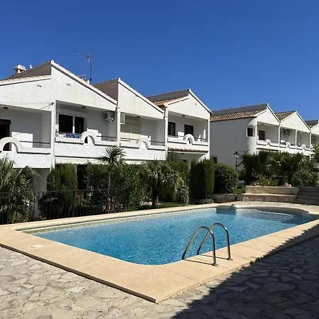 Casa Clare - 3 Bedroom In * Denia